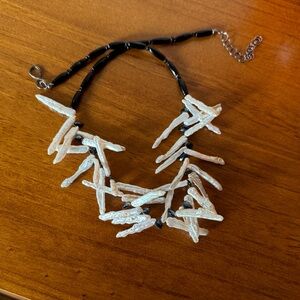 Elegant Black and White stick pearl Necklace